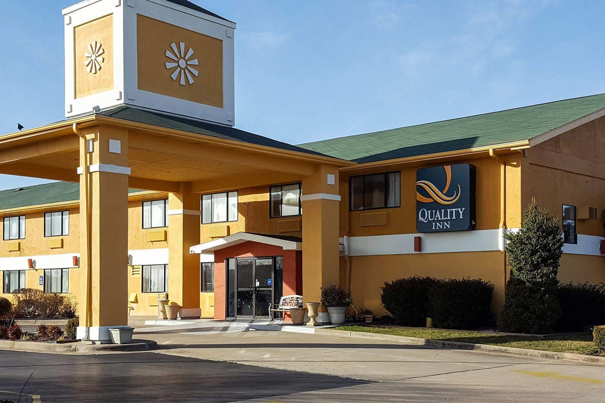 Quality Inn Ozark Exterior photo